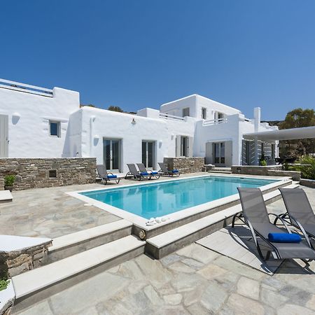Niriides Luxury Villas Alikí Extérieur photo